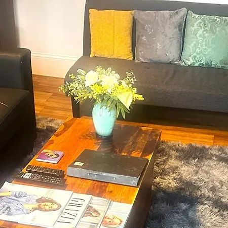 Delightful By Kensington & Chelsea Desirable Locations W8 Sw Apartment