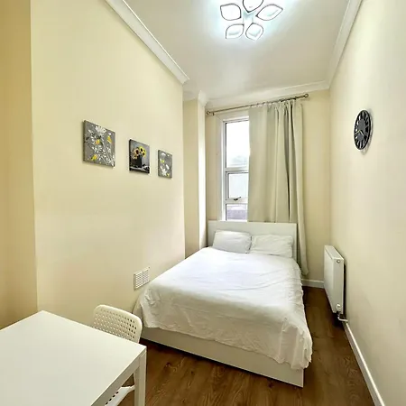 Apartment The Euston Guest House-64 *