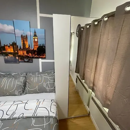 Apartament Chic Urban Retreat