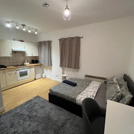 Chic Urban Retreat Apartament *