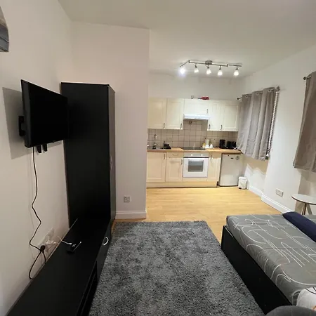 Chic Urban Retreat Apartament