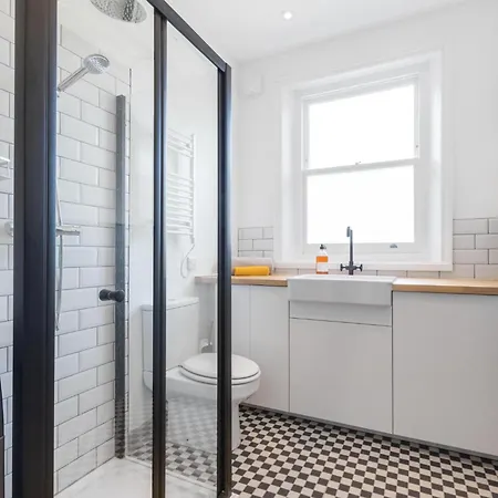 3 Bedroom Magical Hampstead Heath * London