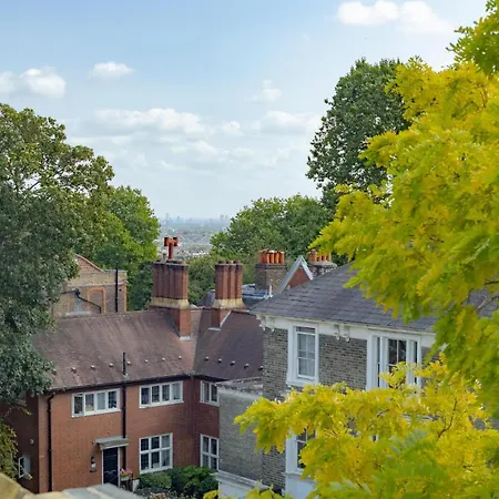 3 Bedroom Magical Hampstead Heath