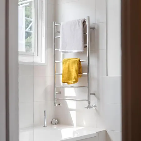 3 Bedroom Magical Hampstead Heath Apartment *