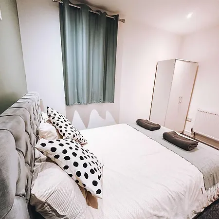 Apartment Modern Cosy 2 Bedroom House In Tooting *