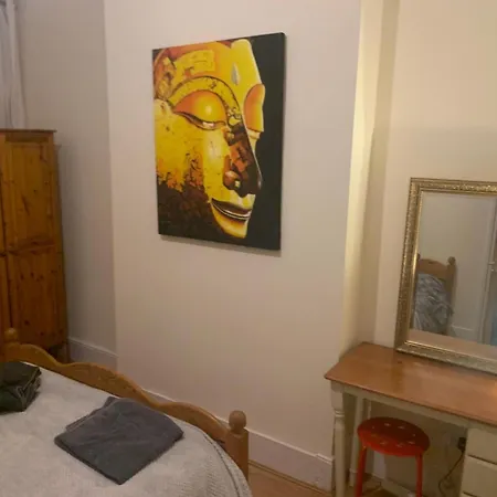 7 Bedroom Victorian House Zone 2 Holiday home