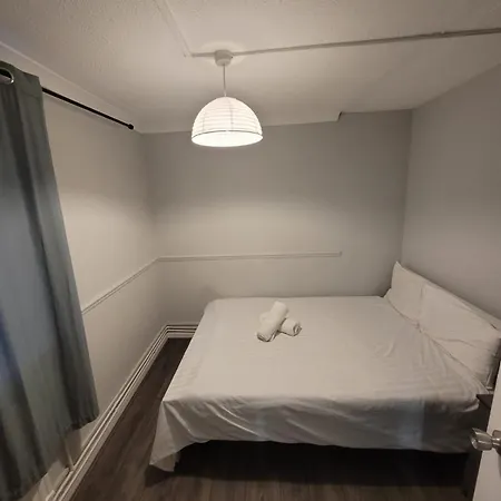 Egholiday Guest house