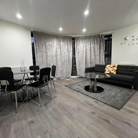 Apartment Cool 2bed Flat Zone 1 *
