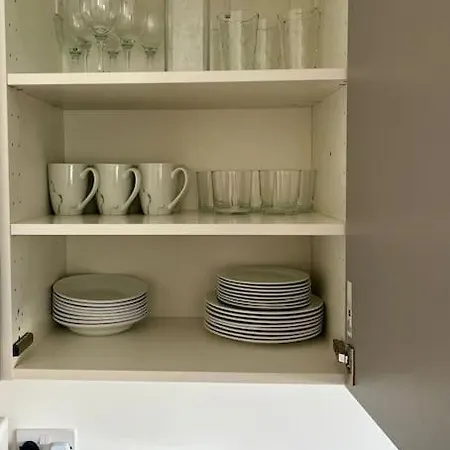 3 Bedroom Apartment *