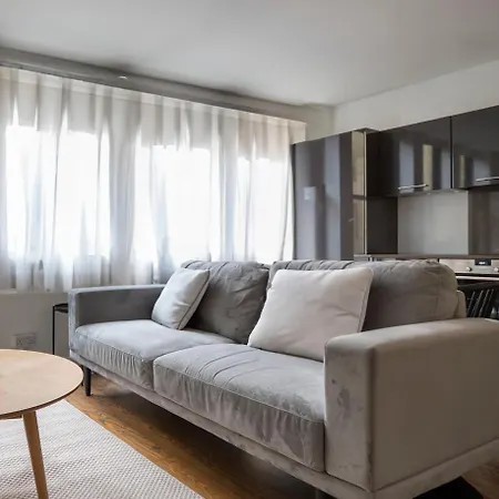 Vintage & Exclusive In Mayfair Apartment London