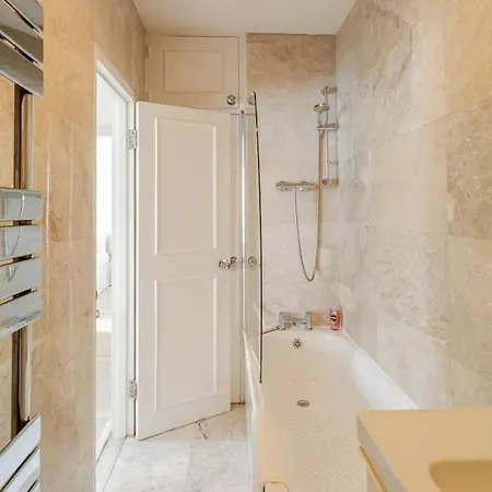 Londoncity Freep 1db En-suite Wifi Apartment *