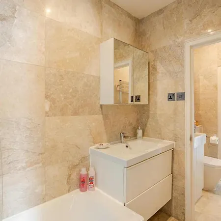 Londoncity Freep 1db En-suite Wifi Apartment *