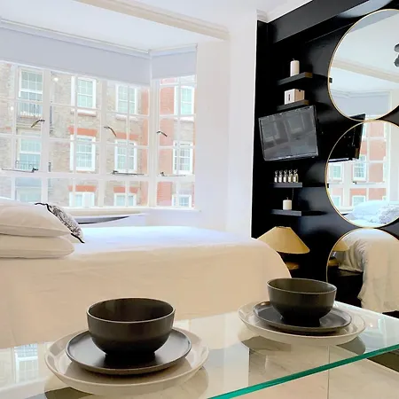 Apartment South Kensington, Piccolo Paradiso *