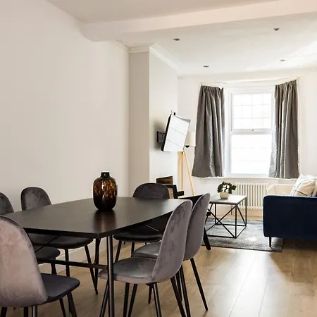The Stratford Apartment *