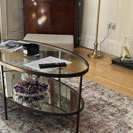 Warm & Welcoming Escape With Touches London