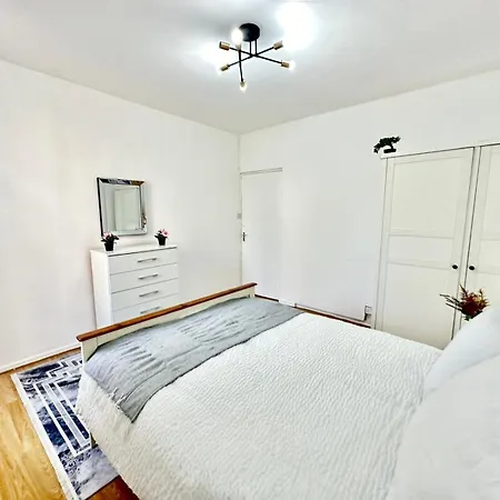 Apartment Lovely Two Bedroom In Paddington