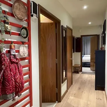 Apartment The Urban Green! Cosy Luxury In Chiswick *