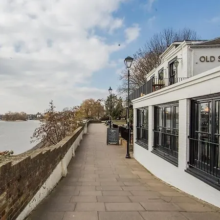 The Urban Green! Cosy Luxury In Chiswick *