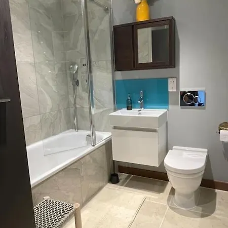 The Urban Green! Cosy Luxury In Chiswick