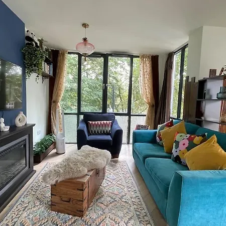 The Urban Green! Cosy Luxury In Chiswick Apartment *