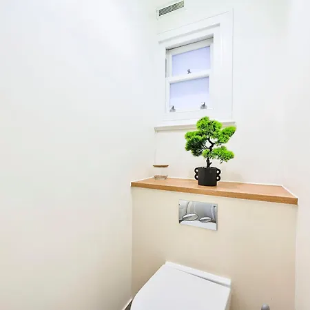 Apartment Beatles-themed Serviced On Abbey Road *