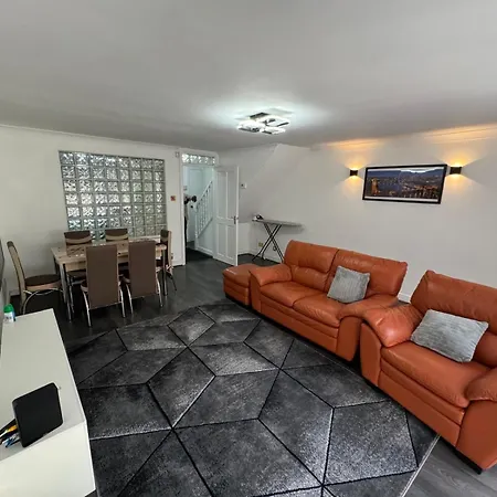 Thamesniceproperty 住宿加早餐酒店 Thamesmead (Greater London)