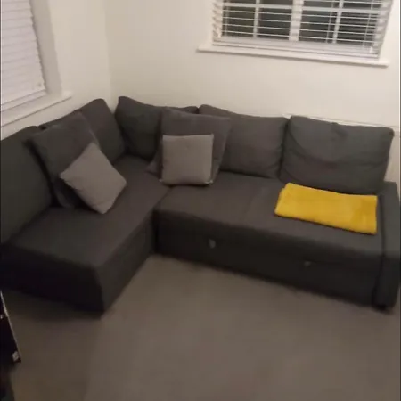 Apartment Ttsa- Essential 1 Bedroom Balham-free Parking London
