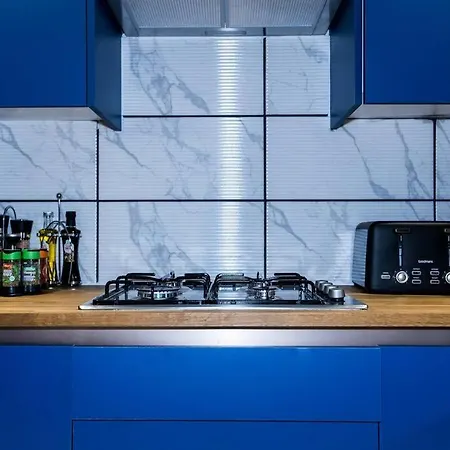 3 Bed Modern House Tottenham Londyn