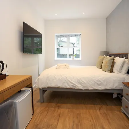 Avonmore West Kensington Private *