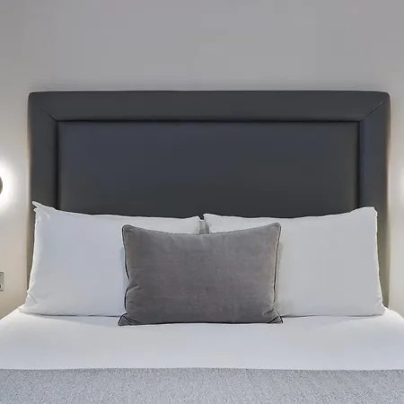 Cleveland Residences Kensington * London