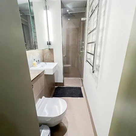 Apartment Posh 3 Bedroom Flat With Terrace And Indoor Fireplace In Mayfair, Near Hyde Park London