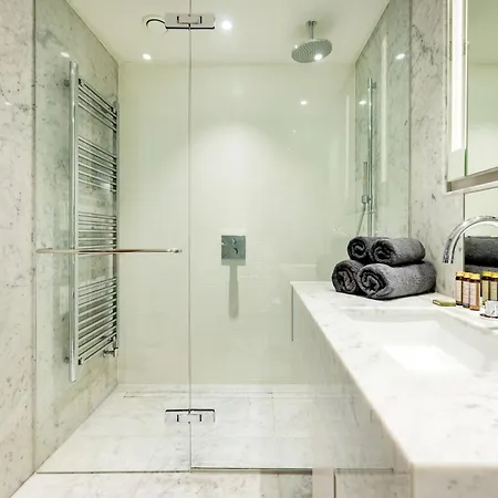 Arcore Premium Bridge Apartment London