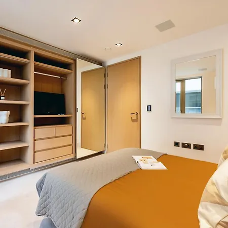 Apartment Arcore Premium Bridge London