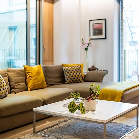 Apartment Arcore Premium Bridge