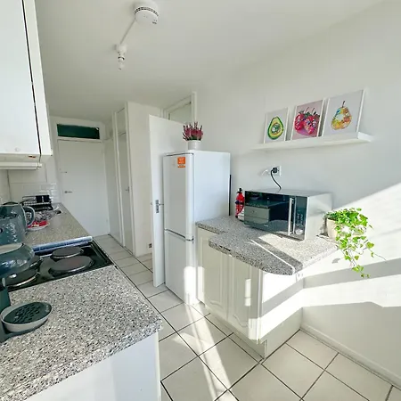 3 Bedroom Flat Haggerston, Hackney, * Londres
