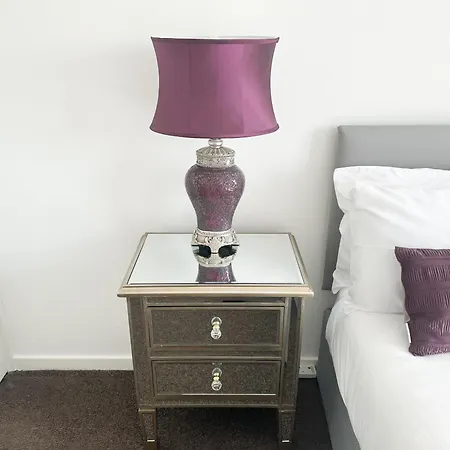 3 Bedroom Flat Haggerston, Hackney, *