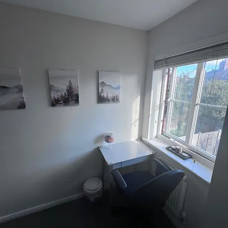 Homestay Excel Single - 5mins To Excel & 10mins To Canary Wharf