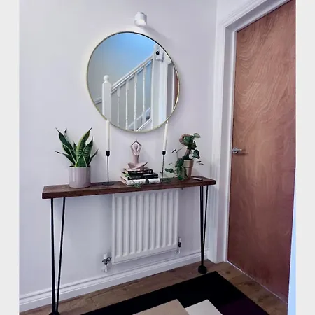 Homestay Excel Single - 5mins To Excel & 10mins To Canary Wharf London