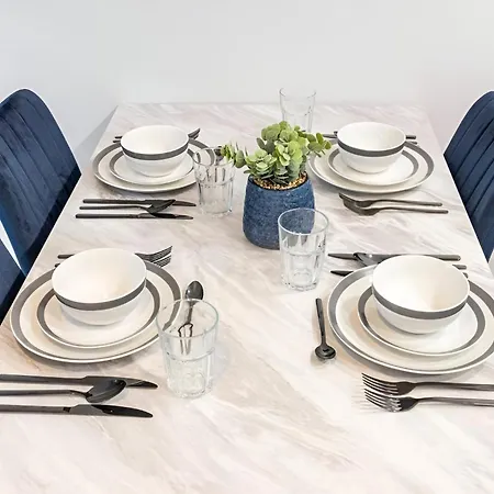 Sophistication Chic 3-br For Modern Living * London