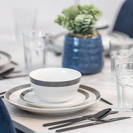 Sophistication Chic 3-br For Modern Living London