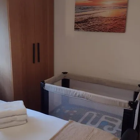 Apartment Spacious 2-bed Family With Pets Welcome London