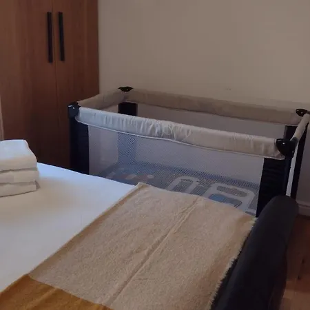 Spacious 2-bed Family With Pets Welcome Apartment
