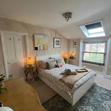 Camden Town Cosy Apartment *