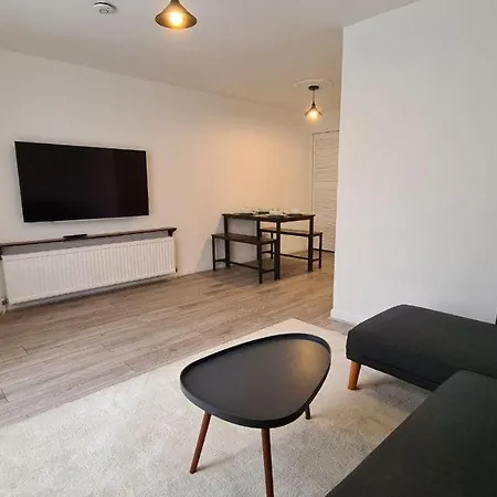 Apartment 185 Lanark *