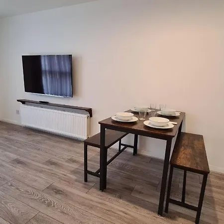 Apartment 185 Lanark