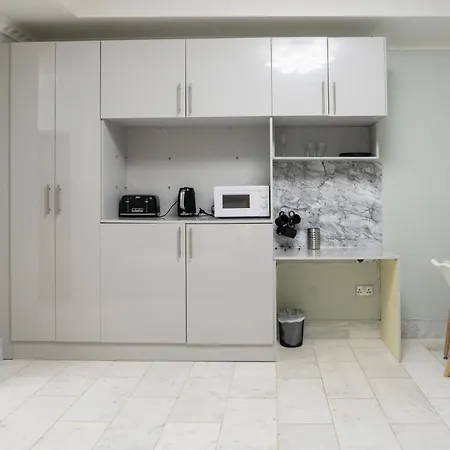 Finchley Road & By Dc Apartamento Londres