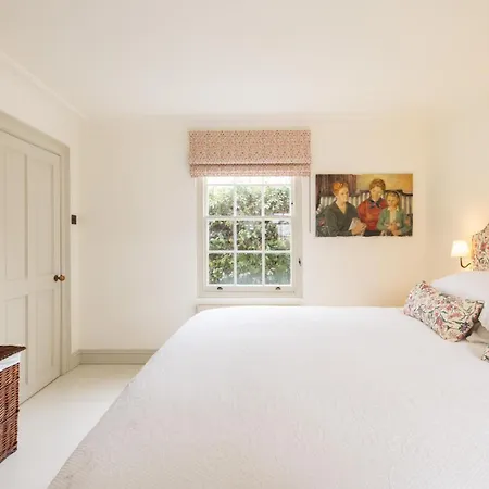 Living - 3 Bedroom In Chelsea * London