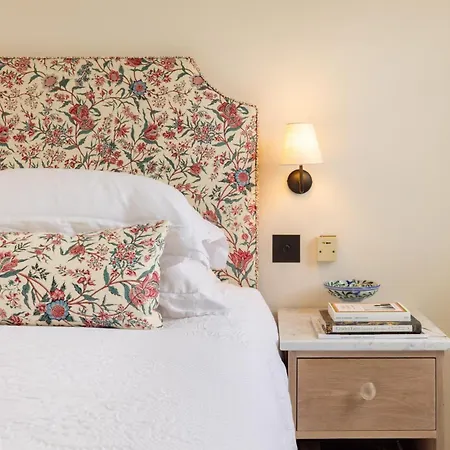 Living - 3 Bedroom In Chelsea Apartment London