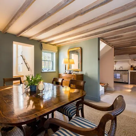 Living - 3 Bedroom In Chelsea London