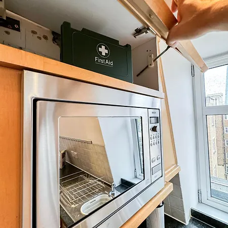 Lux 3 Bedroom Penthouse In Borough Near The Shard, Bermondsey Londra